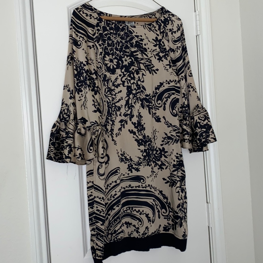 Ladies Black/Tan Dress Sz. S